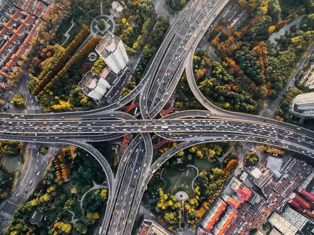 How to display and avoid traffic with digital signage
