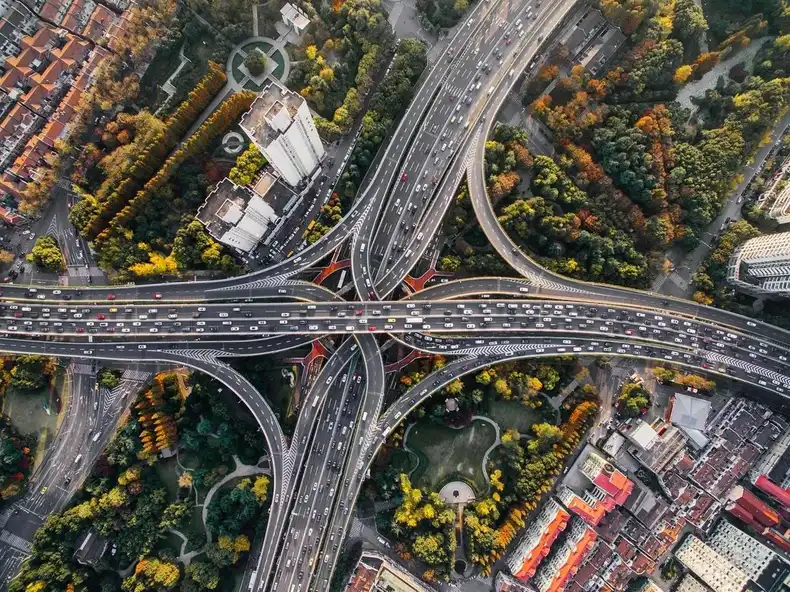 How to display and avoid traffic with digital signage