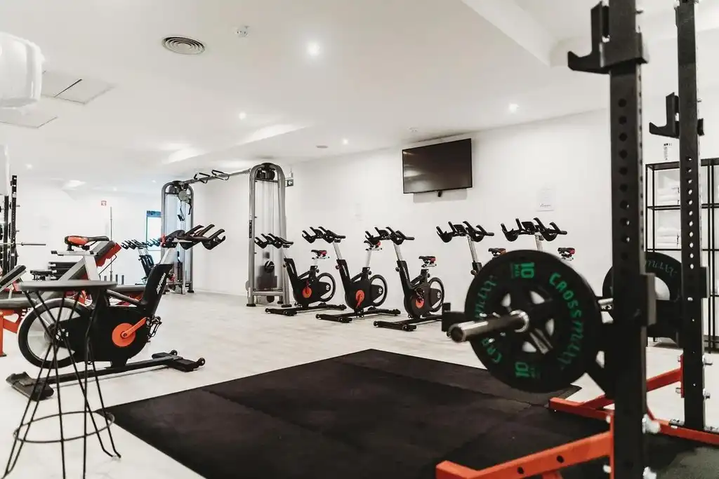 Screenly provides a powerful platform to communicate with your gym members via digital signage.