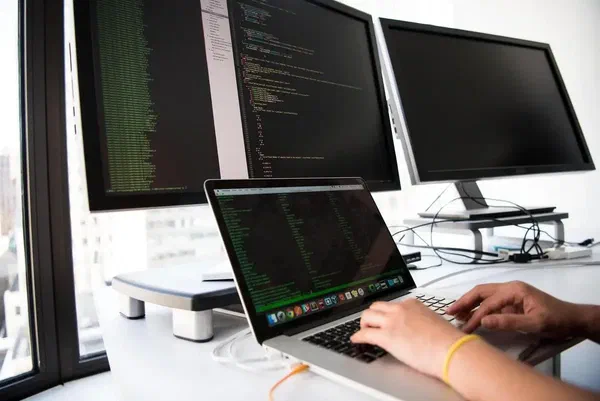 Migrating from ScreenCloud to Screenly.