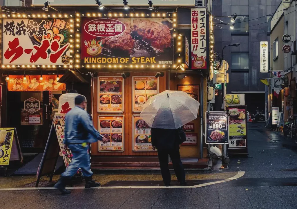 Key points to consider when launching outdoor digital signage