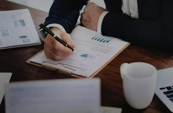This image is of business KPIs in the SaaS industry that can now be displayed on a digital signage dashboard.