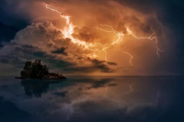 This image is of a storm on the horizon and is used for our post on weather apps and weather widgets for use with digital signage.