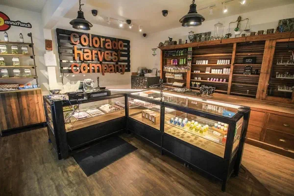 Digital signs for dispensaries